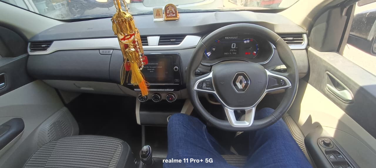 Renault Triber(2023-2024) Rxz